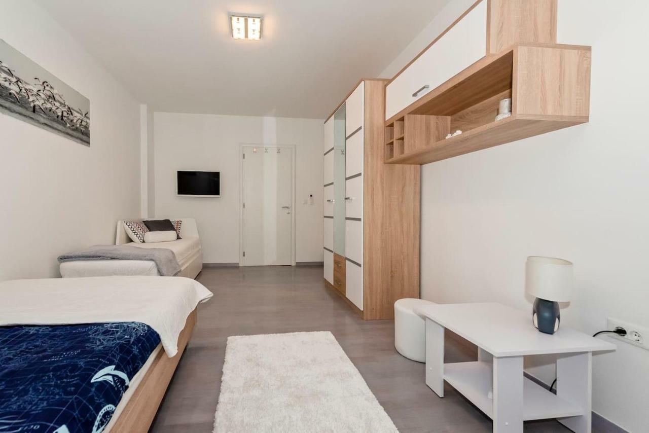 L'aurora Luxury Apartment